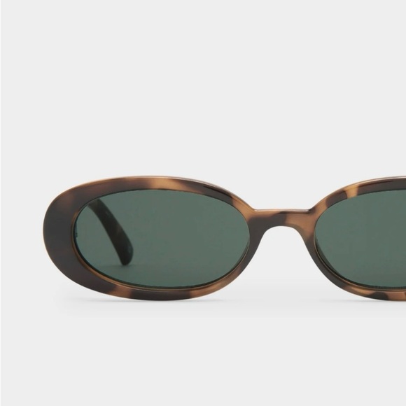Le Specs Accessories - Le Specs Brown Oval Sunglasses